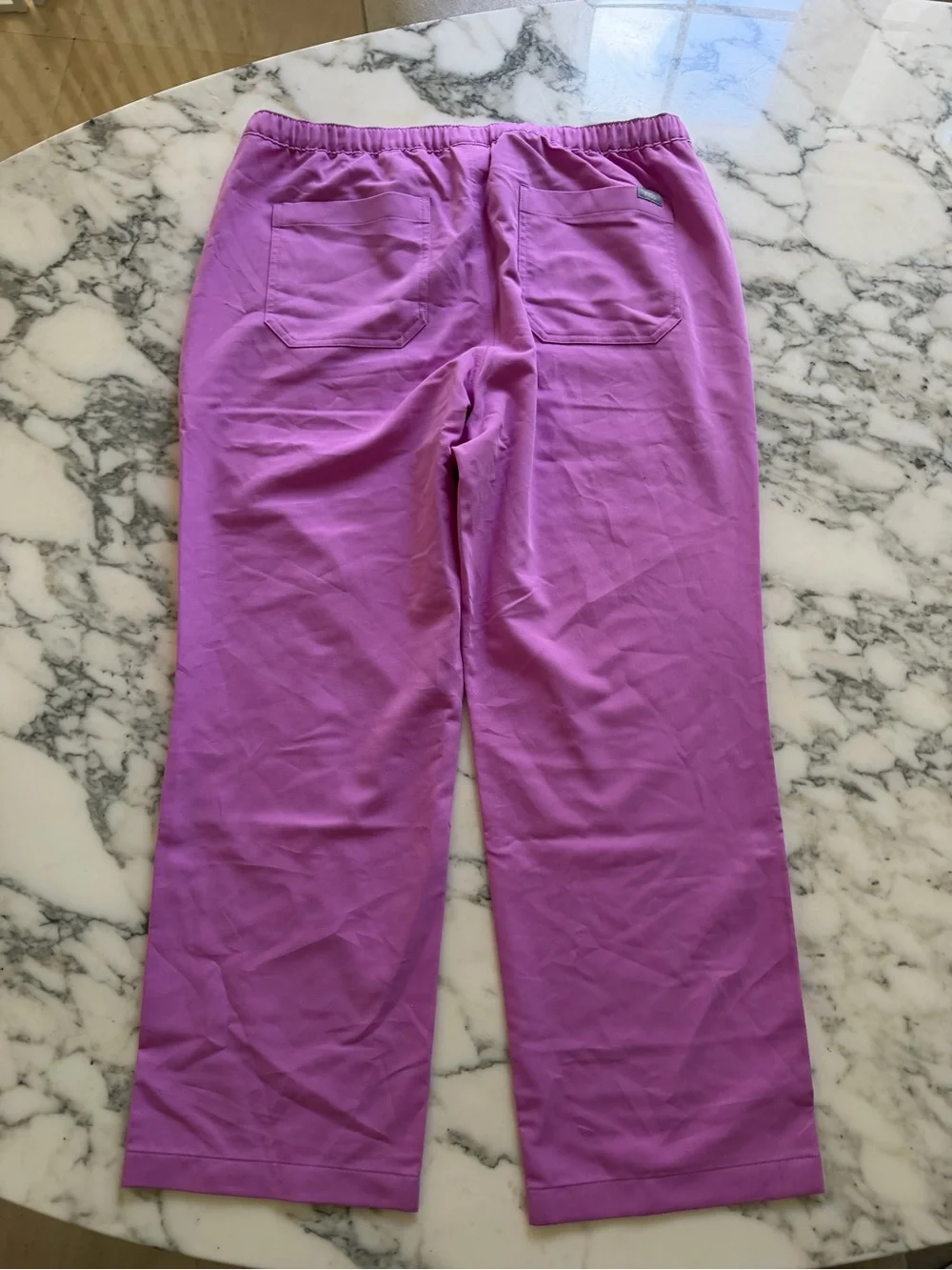 NWOT FIGS Pisco Straight-Leg Scrub Pants Men’s XLS (27” inseam) Pink Cloud